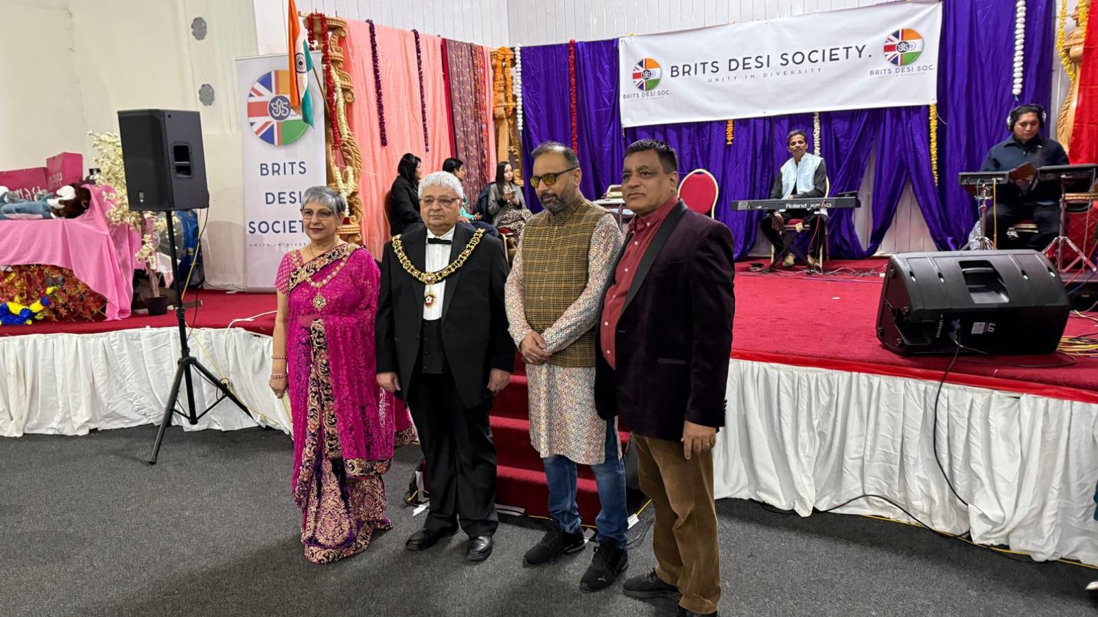 ब्रिट्स देसी सोसायटी ने लीसेस्टर में मनाया पहला होली मेला,