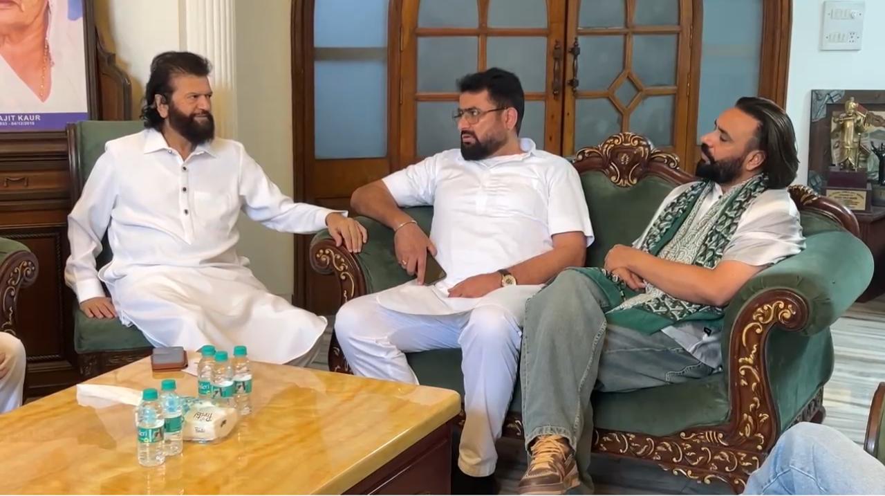Hans Raj Hans के घर शोक व्यक्त करने पहुंचे बब्बू मान, 