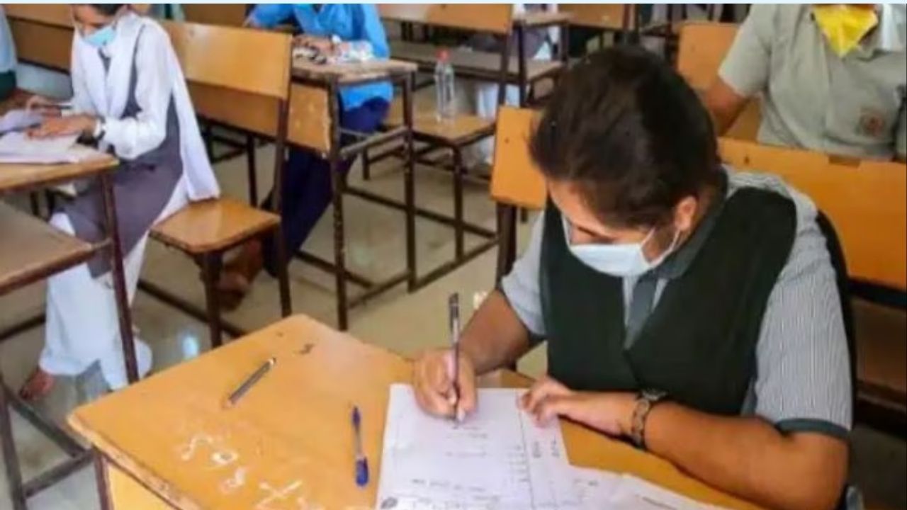 जालंधर प्रशासन बोर्ड एग्जाम को लेकर सख्त,