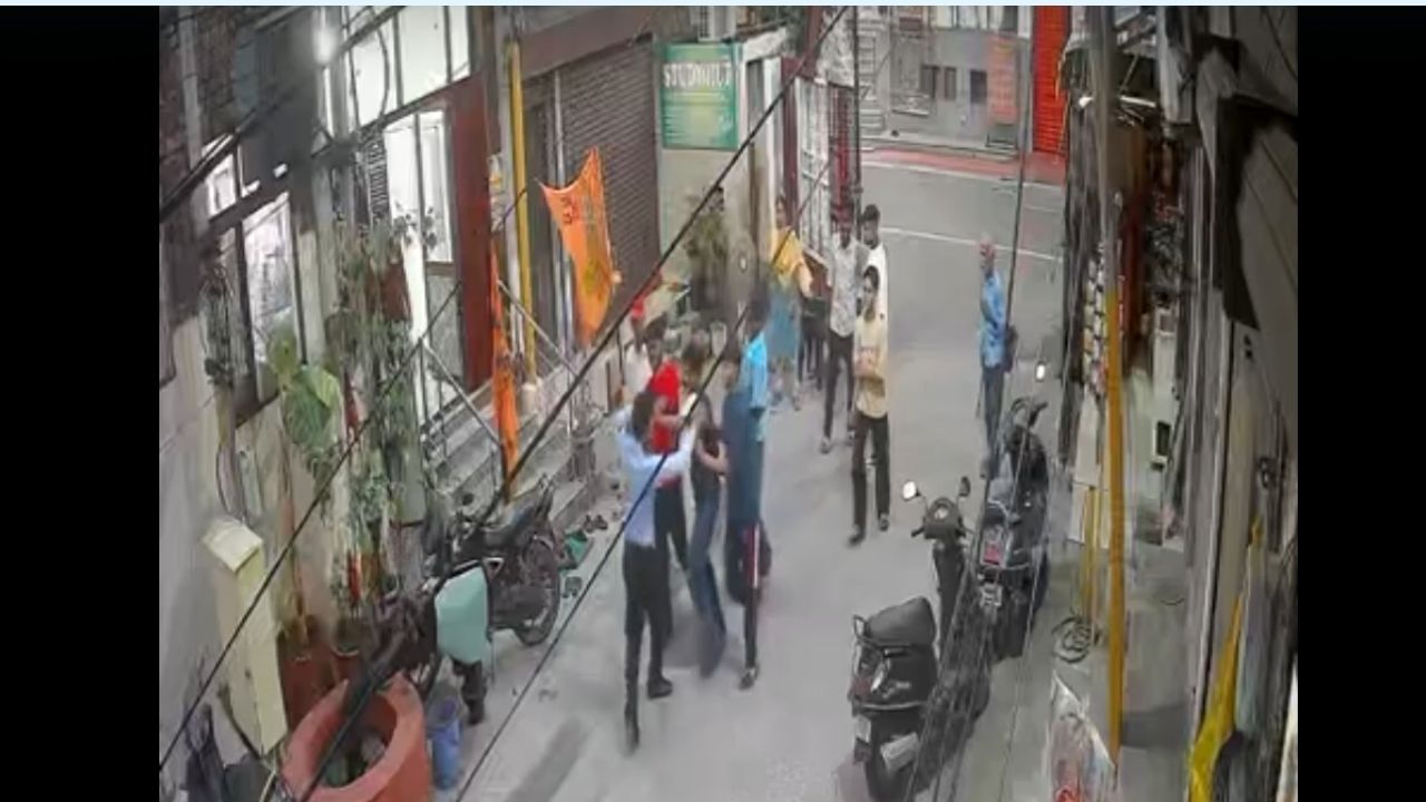जालंधर वेस्ट में कोड ऑफ कंडक्ट लगने के बावजूद गुंडागर्दी, 