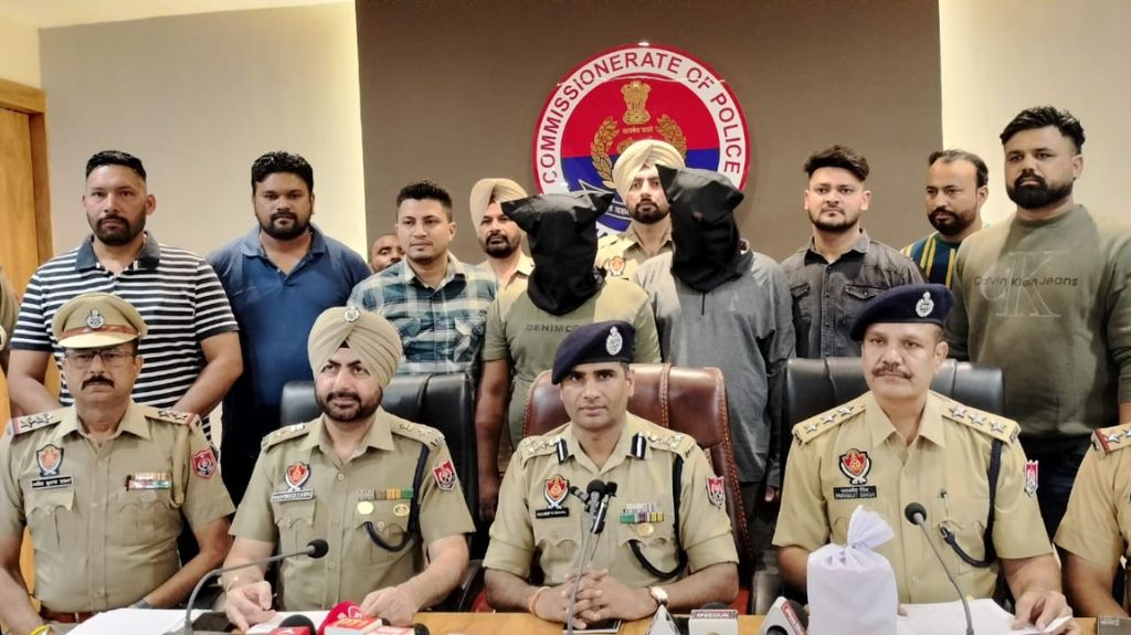 जालंधर पुलिस ने 2 युवकों से बरामद की करोड़ों रुपए की हेरोईन, 