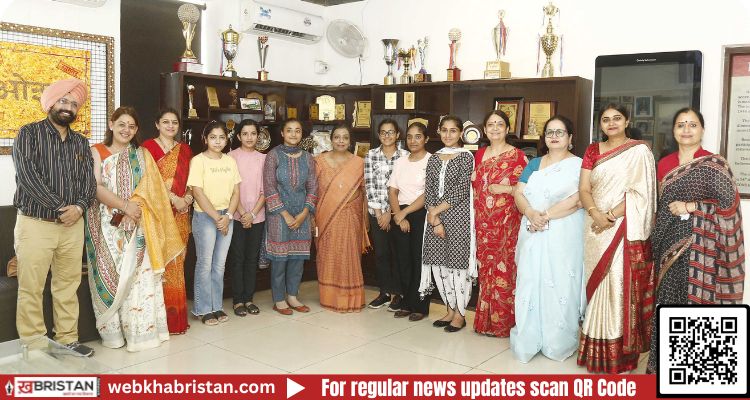 HMV की B.Sc. सेमेस्टर-6 की स्टूडेंट्स ने किया टॉप