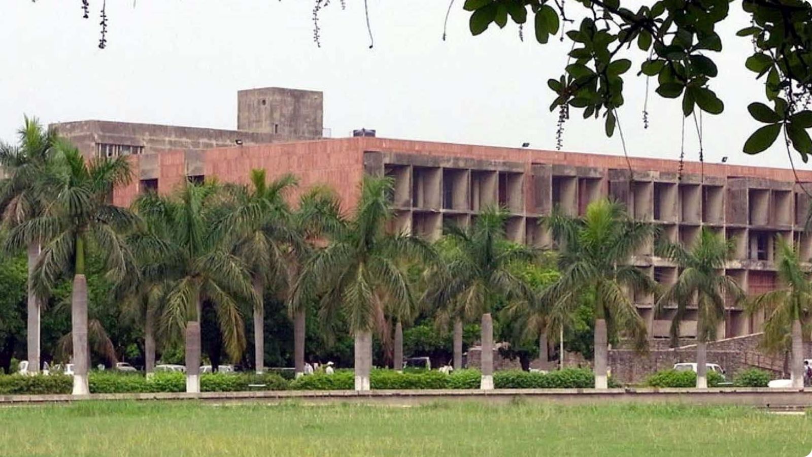 पंजाब यूनिवर्सिटी में जल्द शुरु होंगे एडमिशन, 