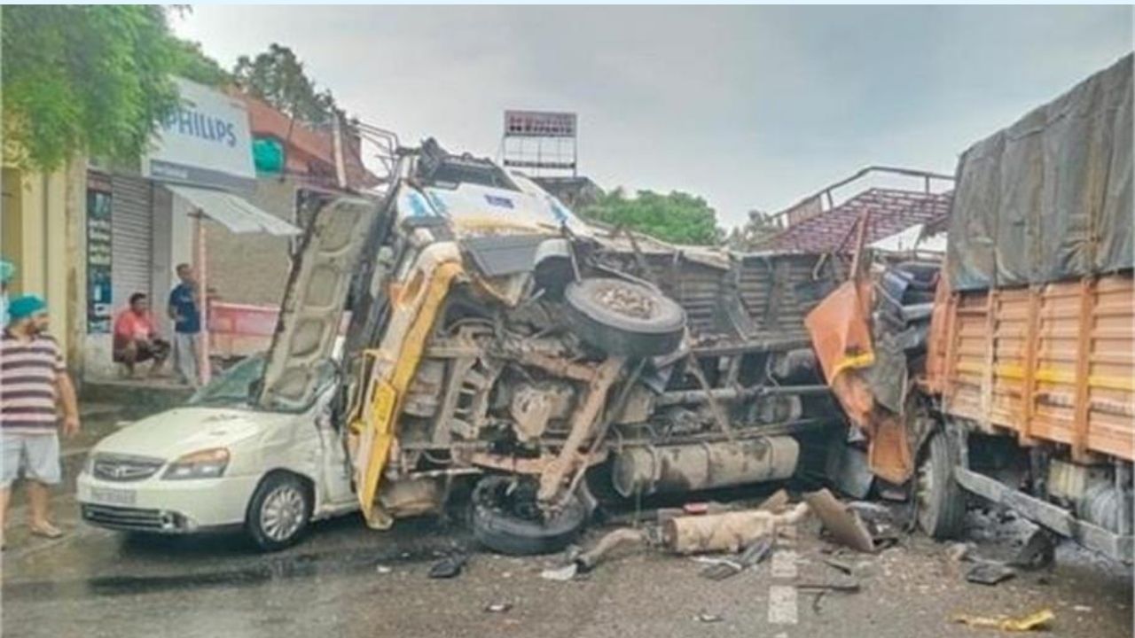 जालंधर-पठानकोट नेशनल हाईवे पर बड़ा हादसा, 