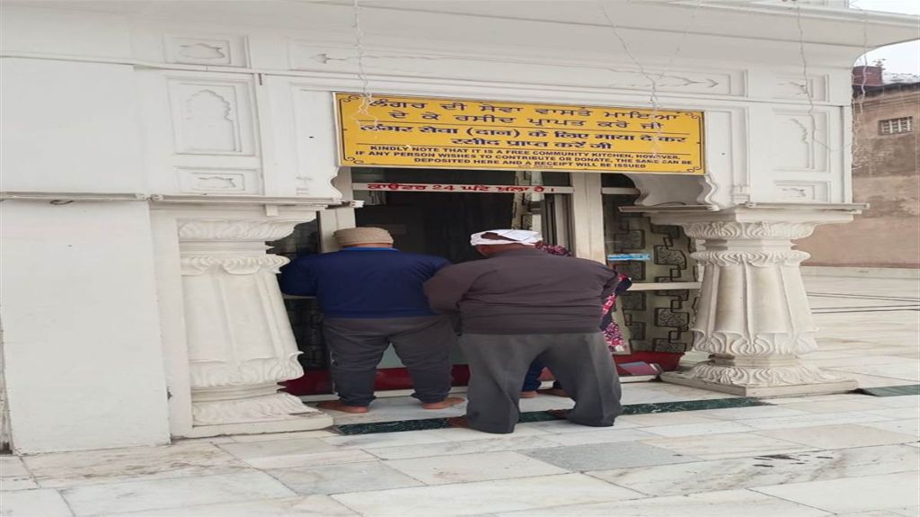 Golden Temple में काउंटर से एक लाख रुपए चोरी, 