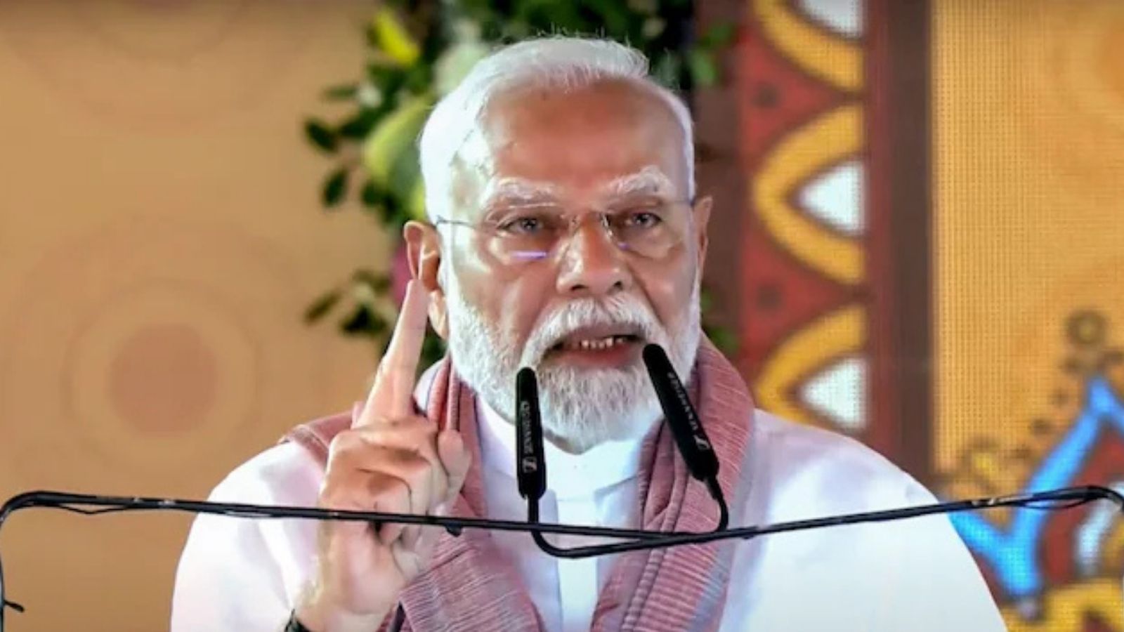 पहलगाम में आतंकी हमले के बाद भारत सरकार का सख्त एक्शन,