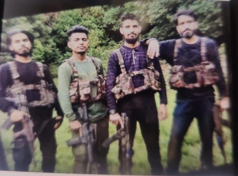 पहलगाम हमले में 4 आतंकियों की फोटो Viral, 