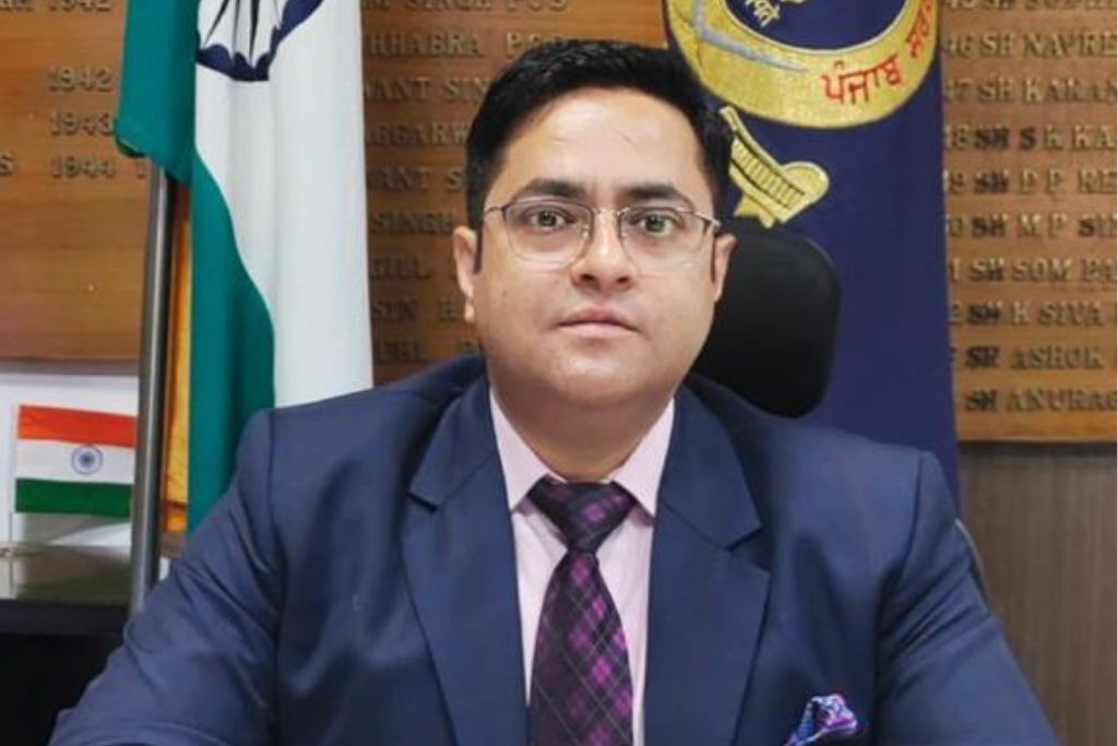 जैन पर्व पर पंजाब सरकार ने घोषित की आरक्षित छुट्टी