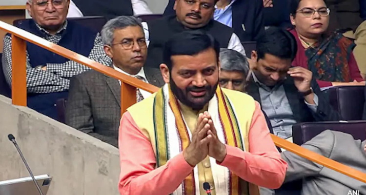 Haryana Assembly Nayab Govt : अल्पमत में पहुंचने के बाद भी 