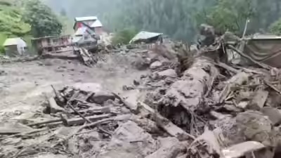 जम्मू-कश्मीर में बादल फटने से  अब तक 52 की मौ'त, 