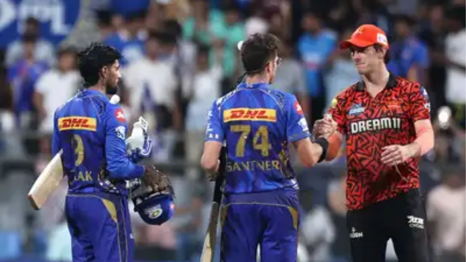 SRH vs MI मैच में खिलाड़ी और अंपायर काली पट्टी बांध मैदान में उतरेंगे, 