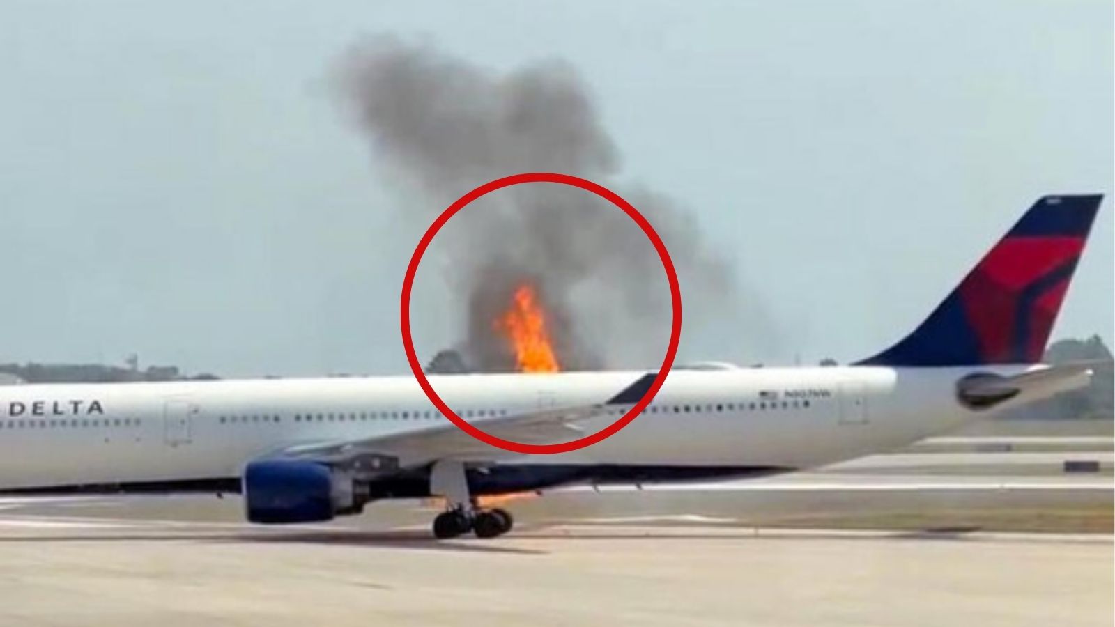 America के ऑरलैंडो Airport पर डेल्टा विमान में आग लगी, 