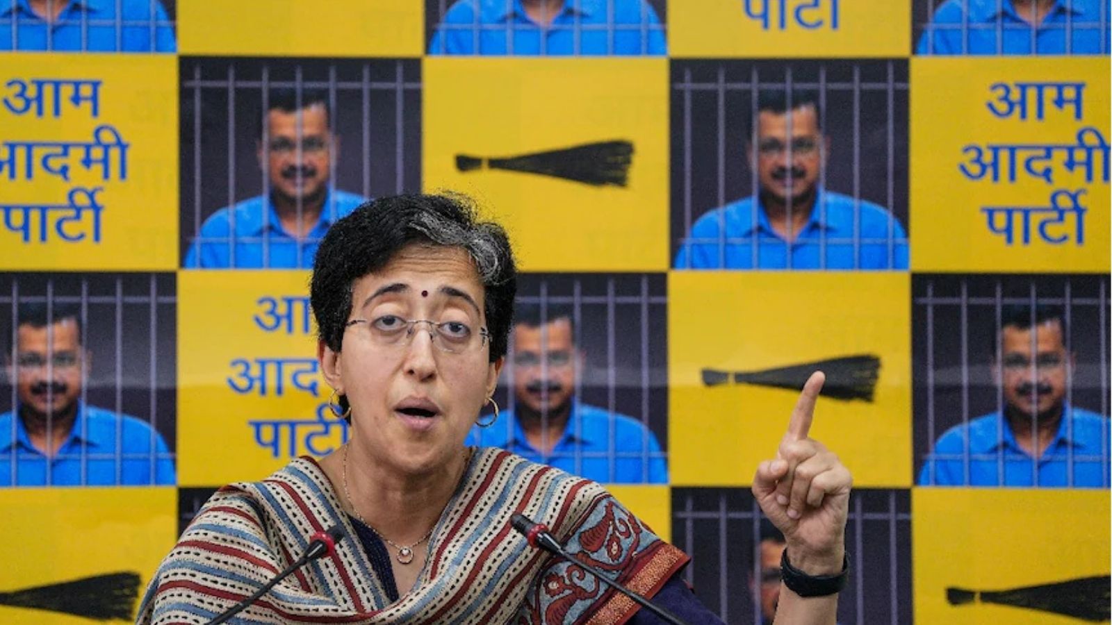 दिल्ली नगर निगम चुनाव को लेकर आतिशी का बड़ा ऐलान, 
