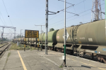 मालगाड़ी के लोको पायलट और गार्ड पर एक्शन, 