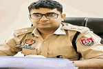हथियारों के साथ Social Media पर फोटो अपलोड हुए तो होगी कारवाई,