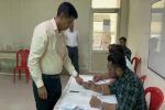 जालंधर के DC हिमांशु अग्रवाल ने पोस्टल बैलेट से डाला वोट, 