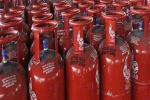  महंगा हुआ LPG सिलेंडर, 50 रुपये बढ़े दाम, 