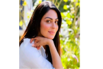 अमृतसर कोर्ट पहुंची पंजाबी एक्ट्रेस Neeru Bajwa, 