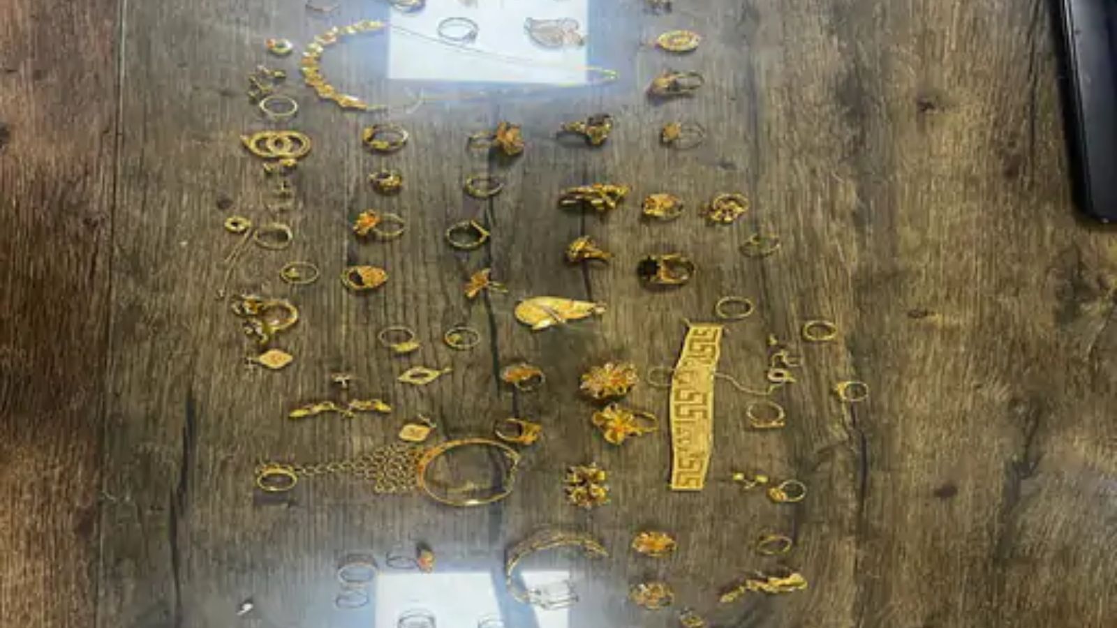 Two passengers carrying hidden gold arrested at Amritsar airport