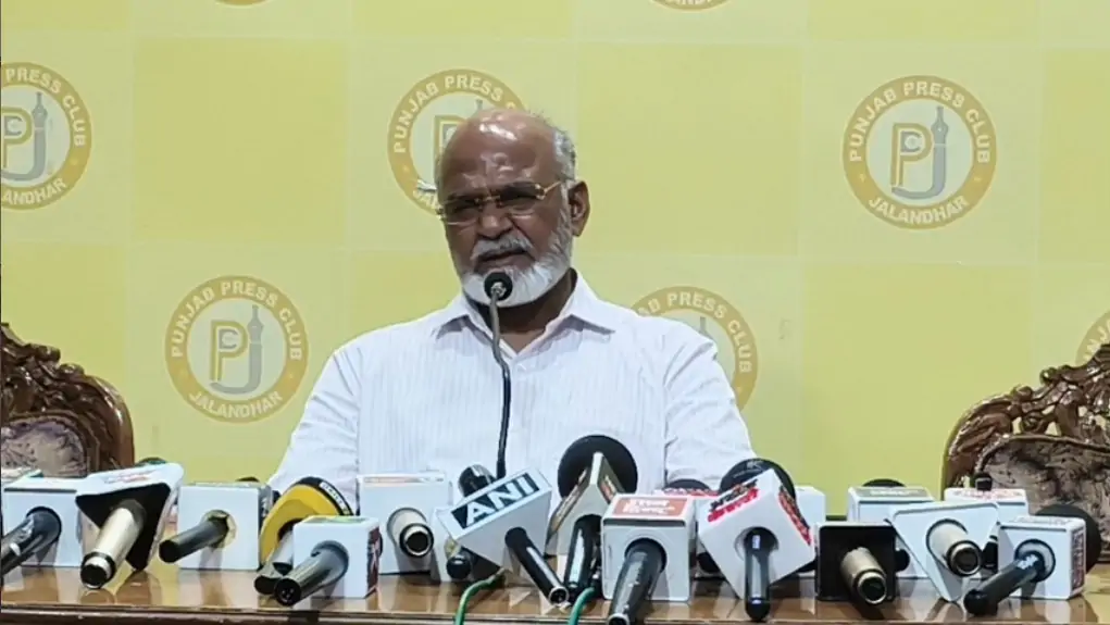 Former ED officer Niranjan Singh made allegations against former CM Captain