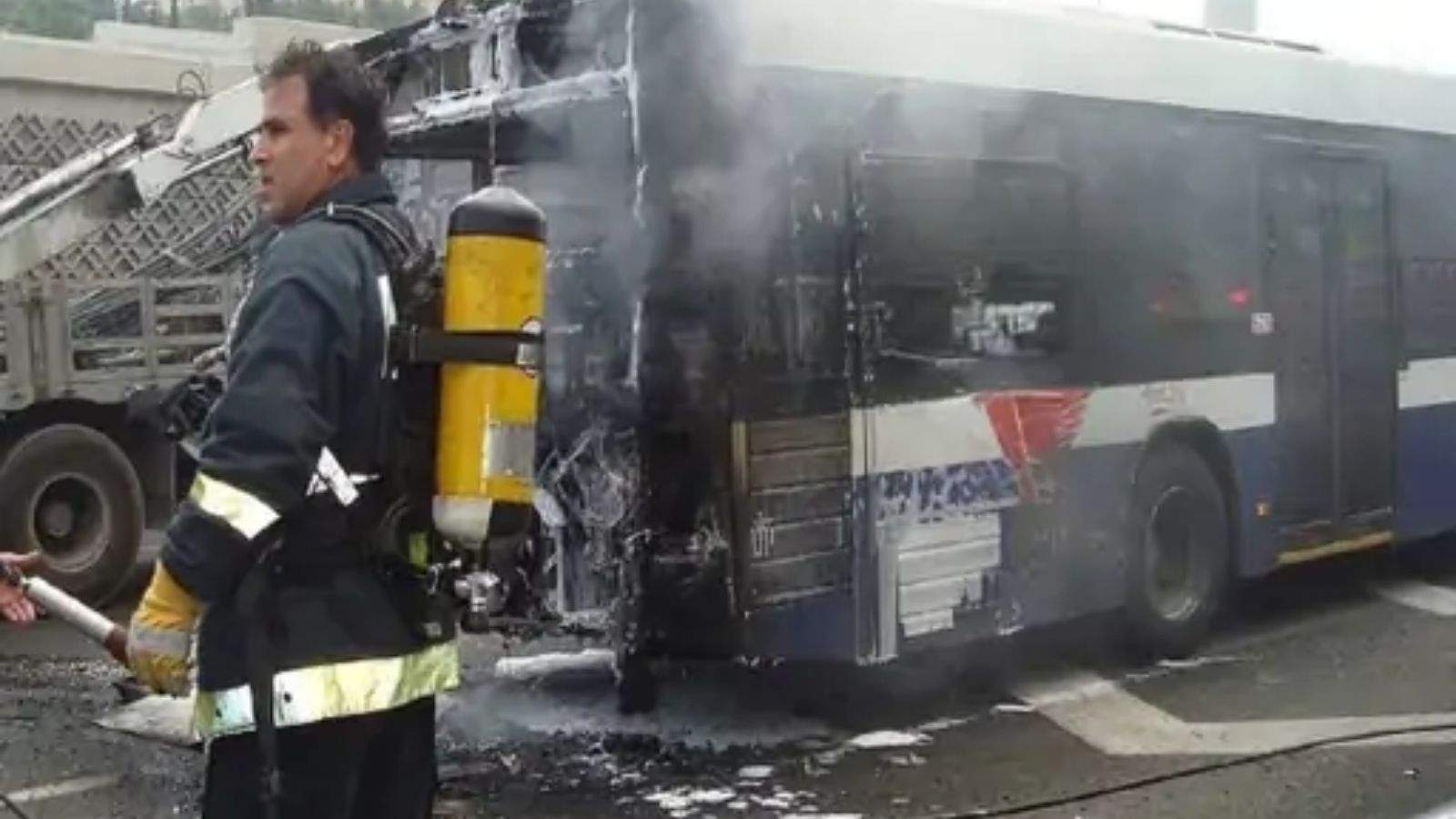 42 Indians burnt alive while travelling from Mecca to Medina