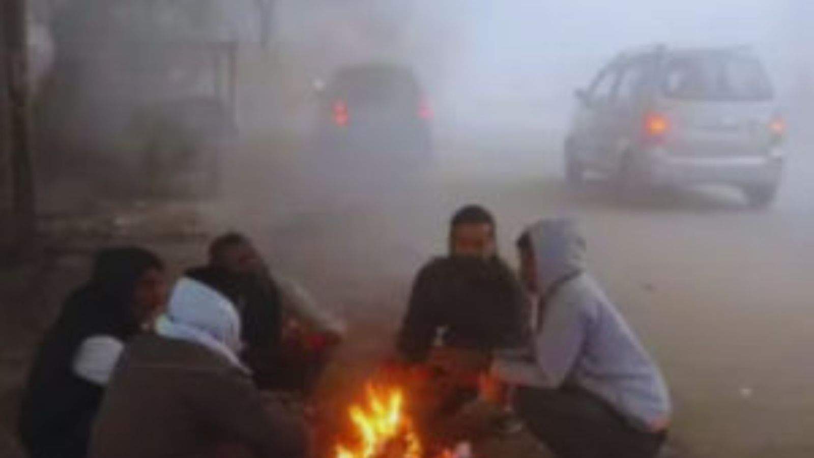 Severe cold wave intensifies in Punjab and Chandigarh. IMD issues Yellow Alert for 7 districts including Faridkot, Bathinda, and Jalandhar. Faridkot records 2.9°C minimum temperature