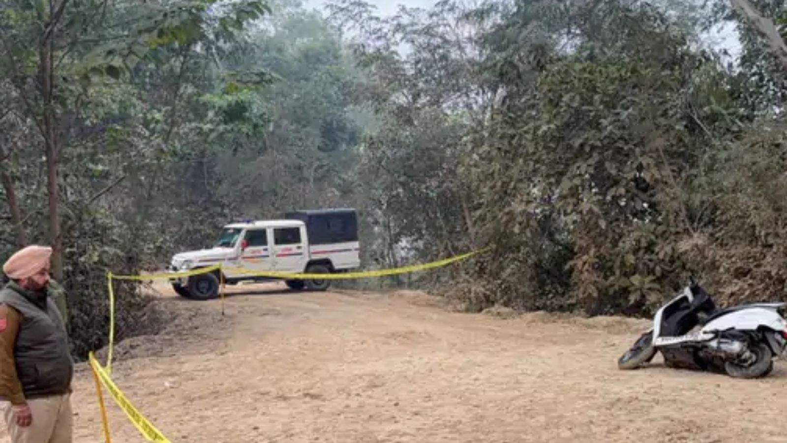 Early morning encounter between police and gangsters in Punjab