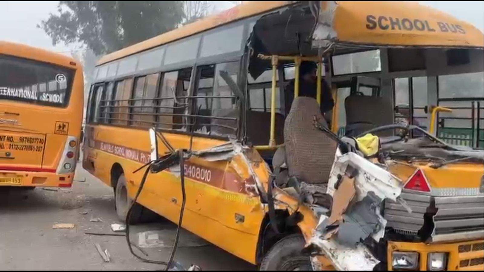 Two school buses collided in Mohali due to dense fog