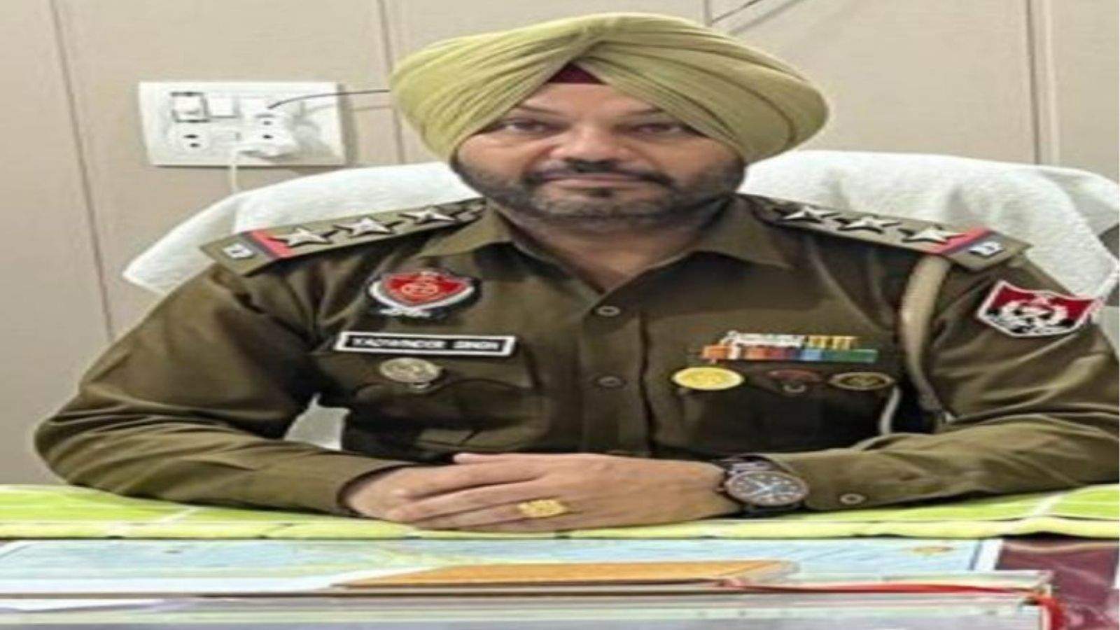 Jalandhar SHO misbehaved with a journalist and his NRI brother