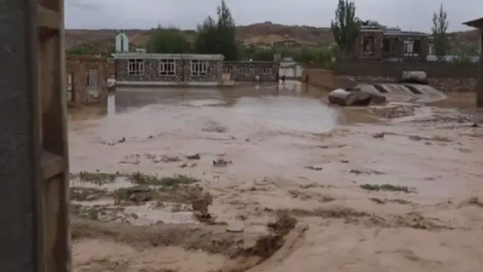 Sudden floods wreak havoc in Afghanistan, killing 17 people