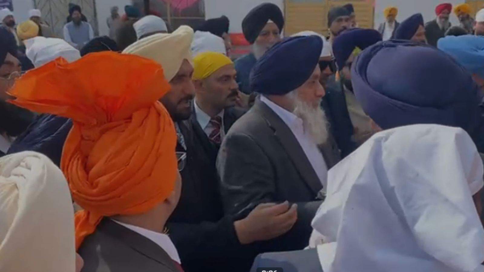 Guru Ravidas Ji's 649th birth anniversary: ​​Grand procession held in Jalandhar