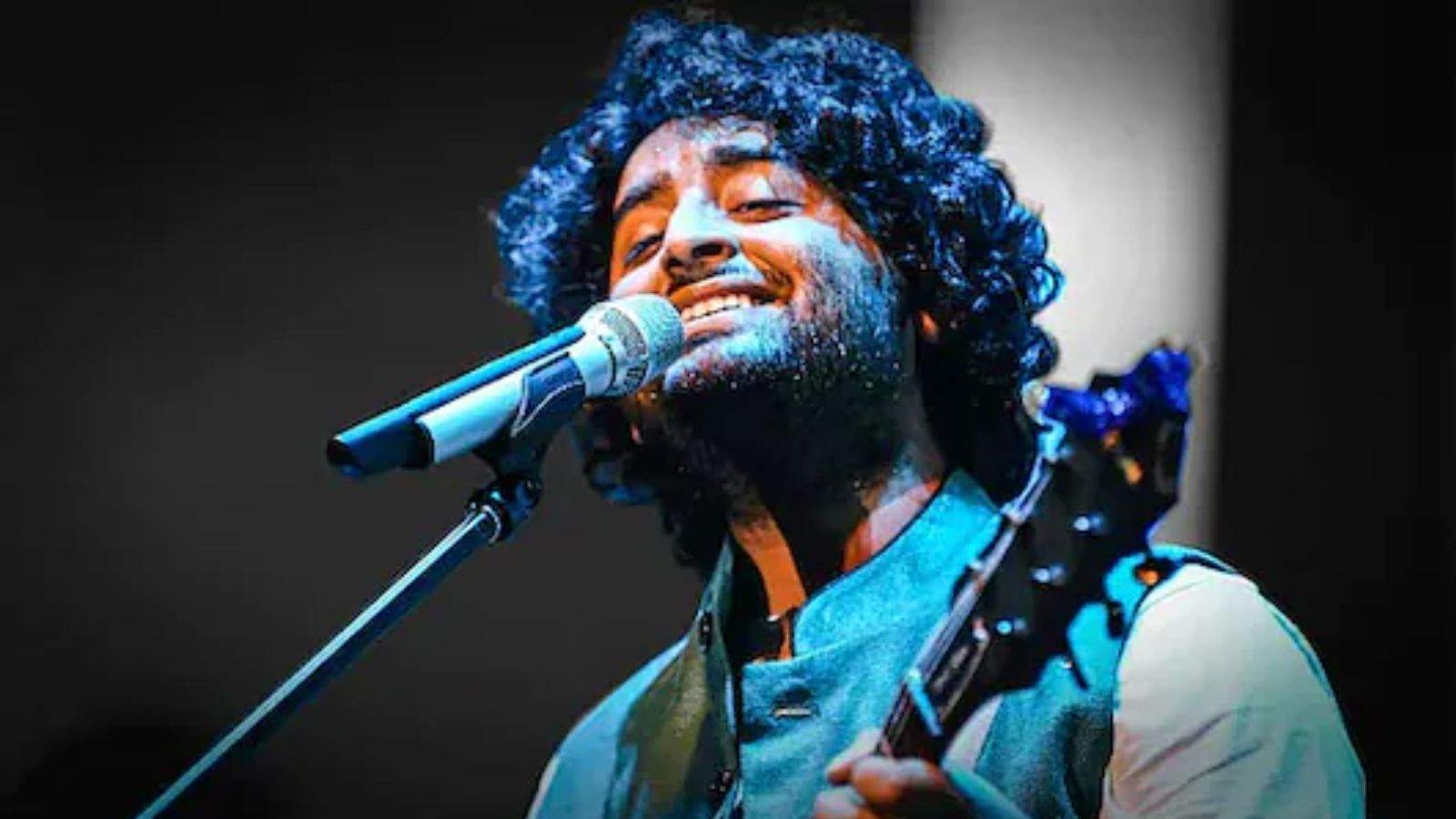 Singer Arijit Singh will no longer sing Bollywood songs.