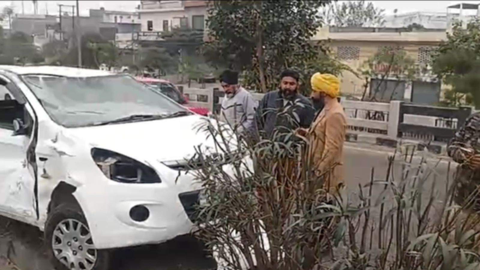 Jalandhar Amritsar highway accident, car truck collision, Lamma Pind Chowk accident, Punjab road accident news, Rama Mandi police
