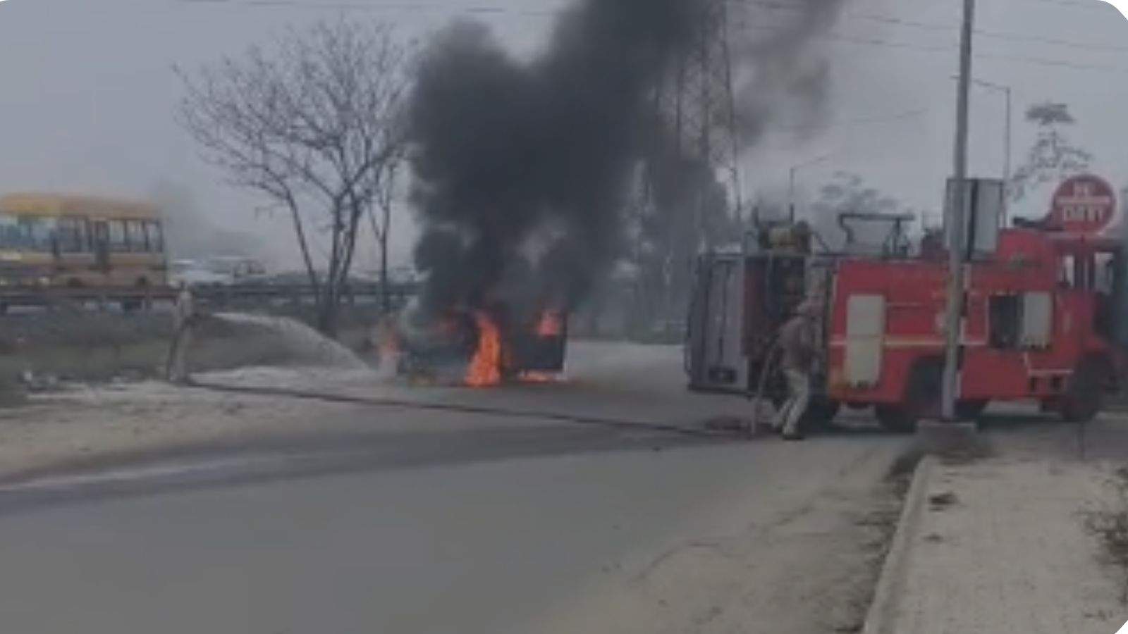 A car caught fire on the Jalandhar-Amritsar highway