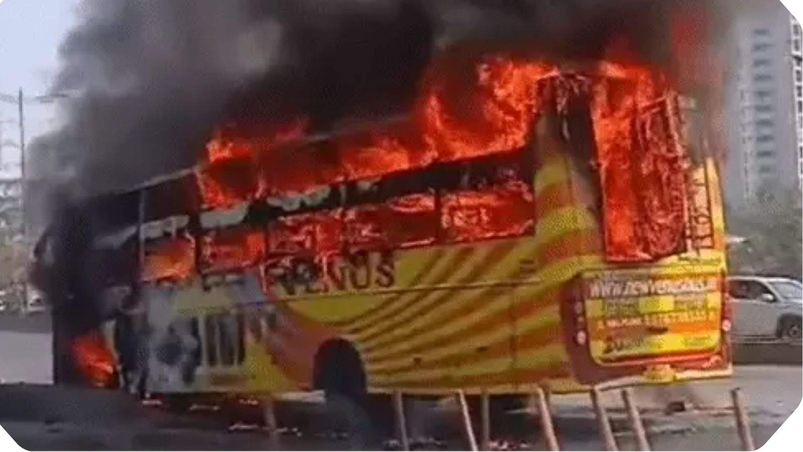 Another bus catches fire; a major accident averted on the expressway