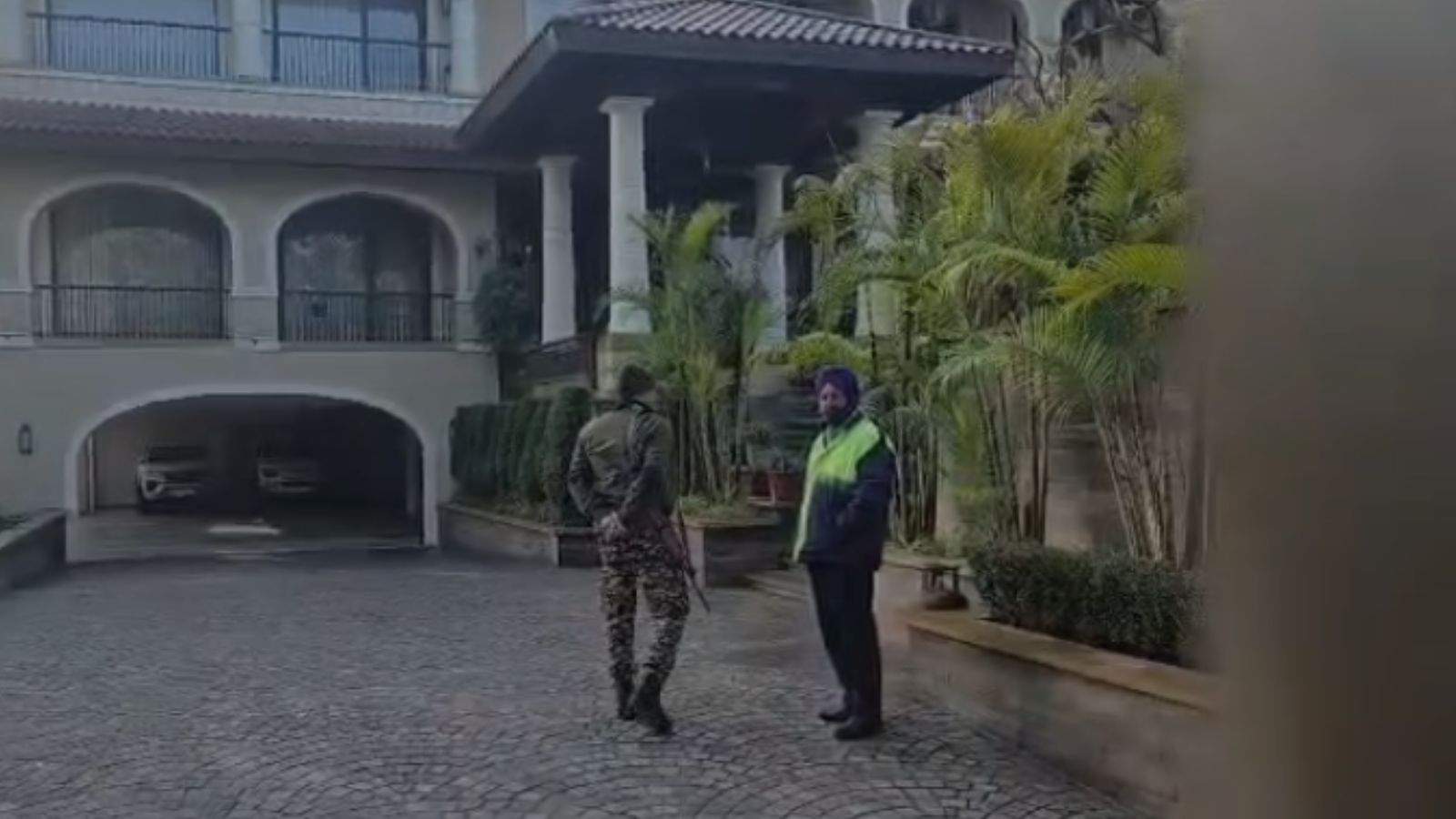 Former Punjab minister Sunder Sham Arora's troubles have increased