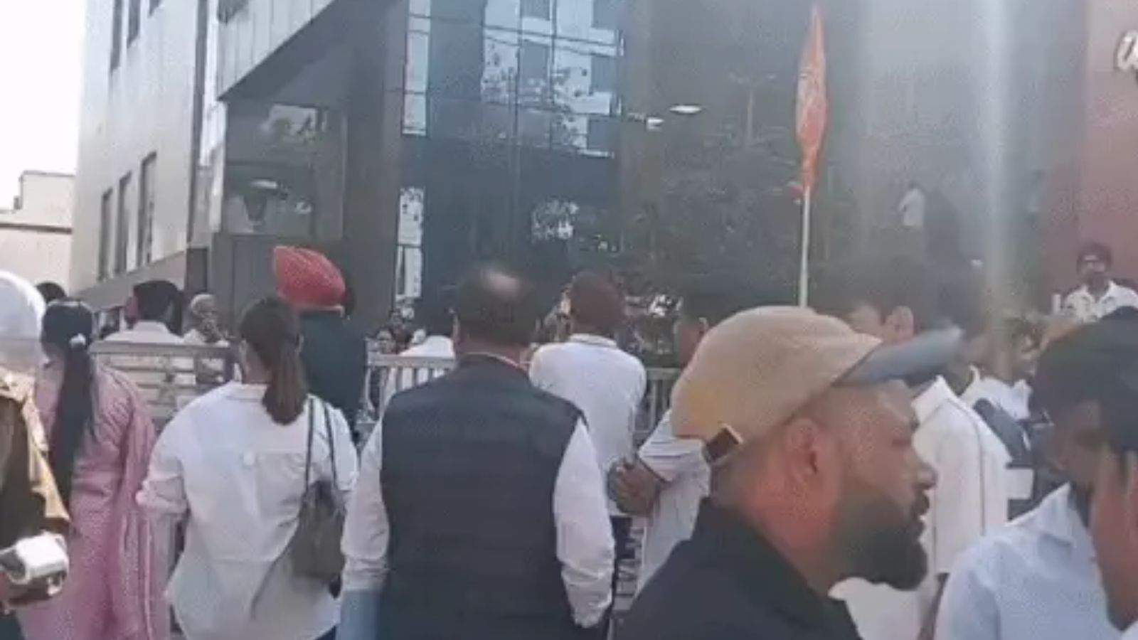 Bus Stand Threat Call