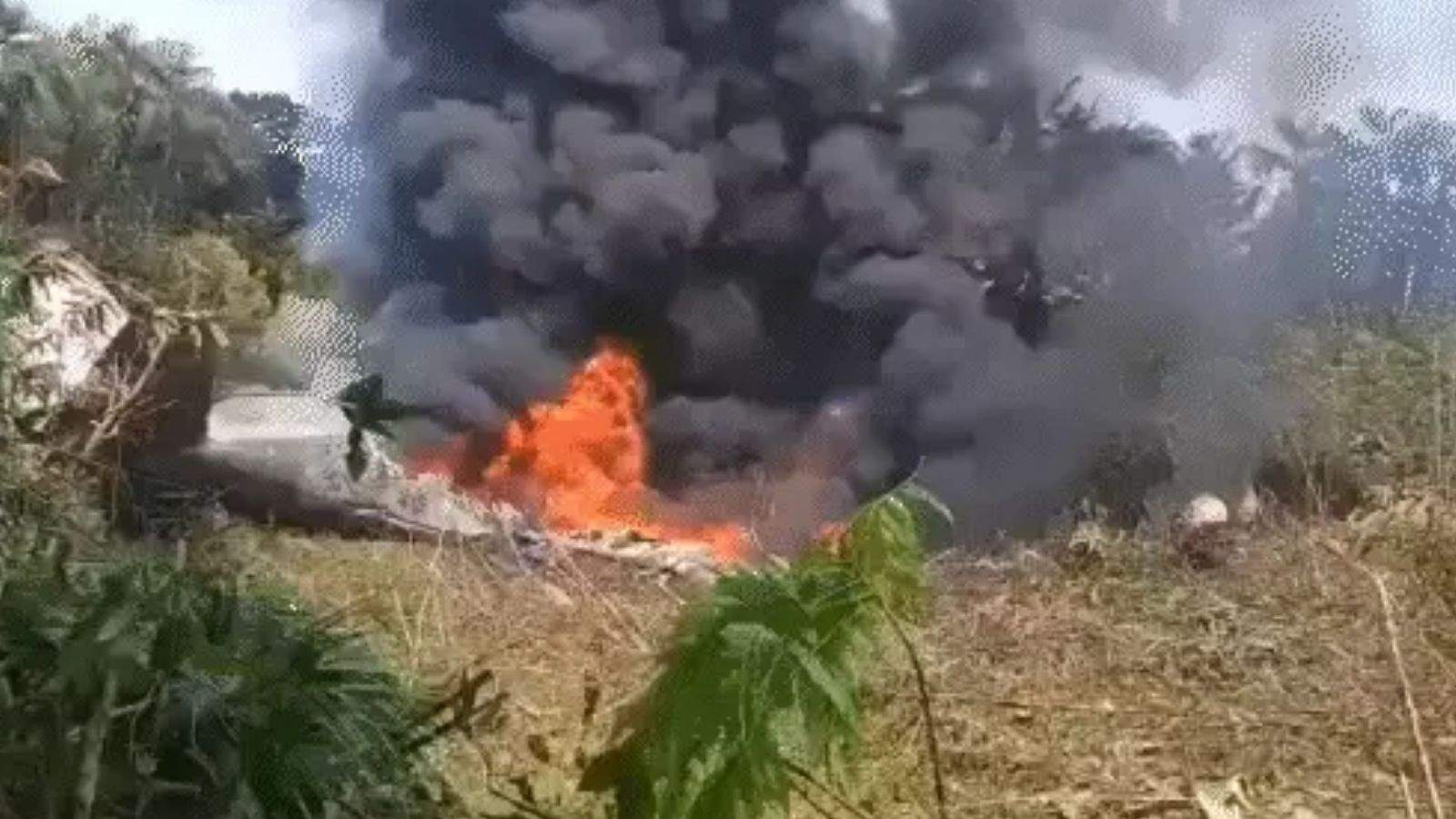 Colombian Air Force Lockheed C-130 Hercules Crashes; 66 Soldiers Killed, Went Down 1.5 km After Takeoff.