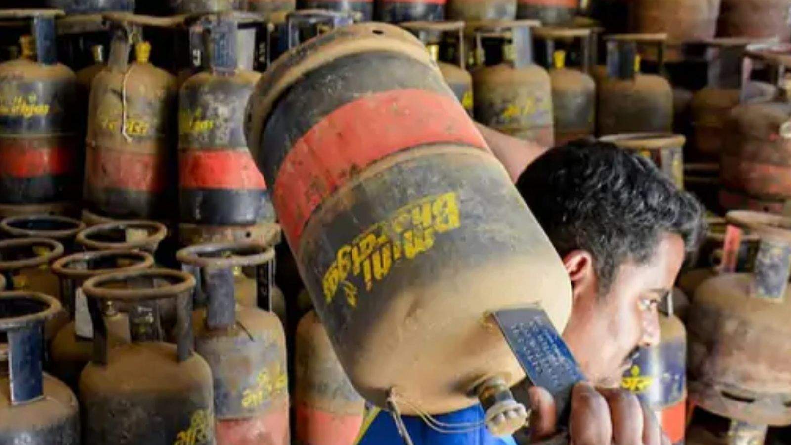 LPG supply crisis in India: Commercial gas shut down in several states