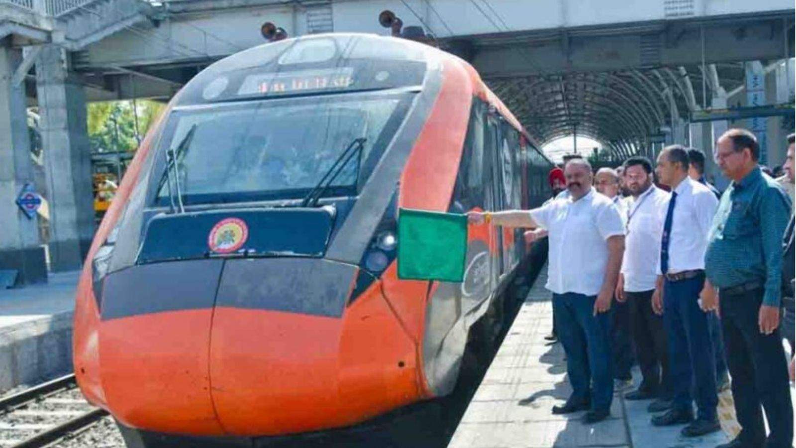 Vande Bharat Stoppage Approved at Jalandhar Cantt Railway Station; Major Relief for Passengers; Former MP Sushil Rinku Flags Off Train