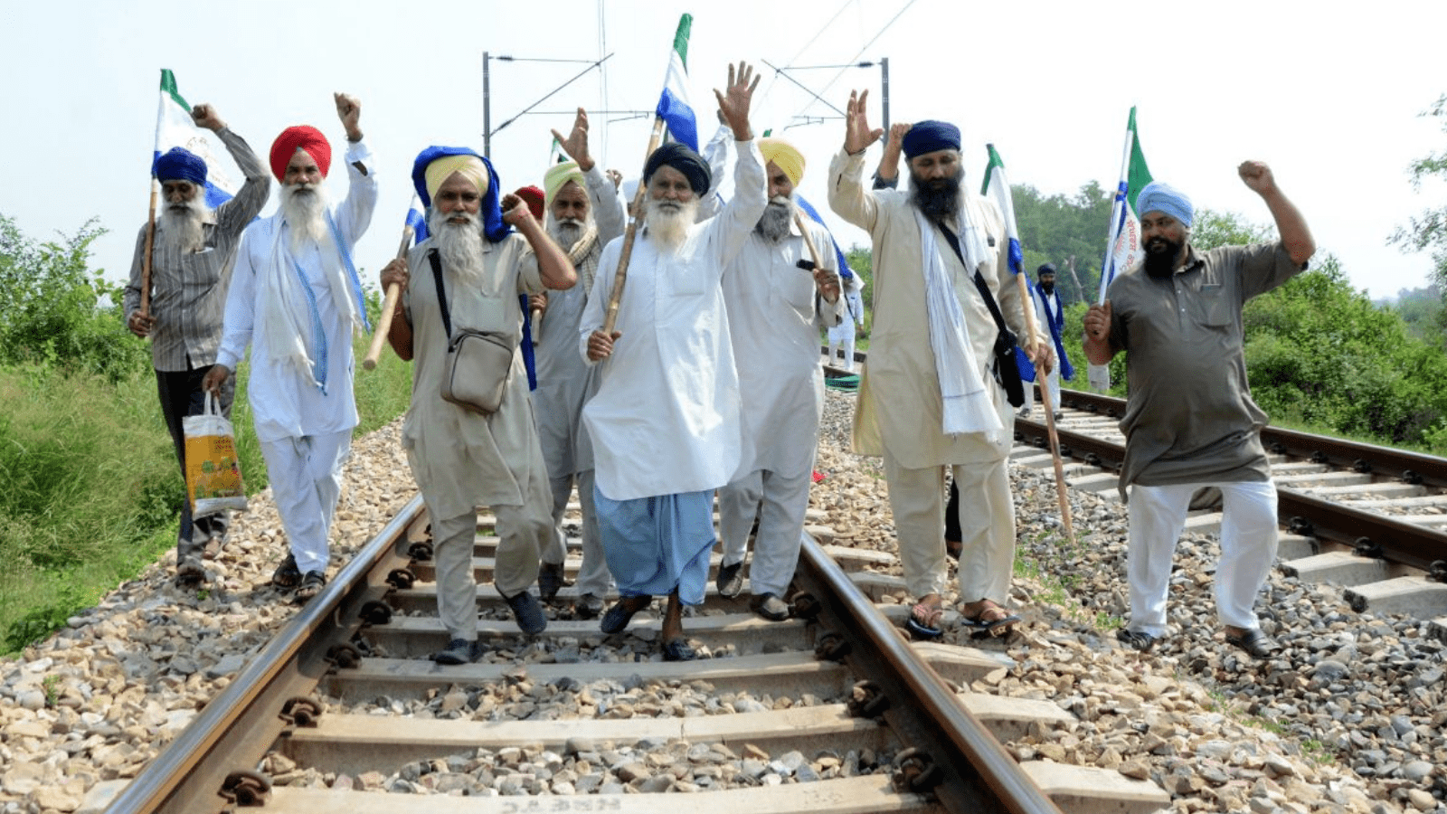 Farmers' 'Rail Roko' Protest in Punjab on April 17; Trains to Remain Halted for 3 Hours