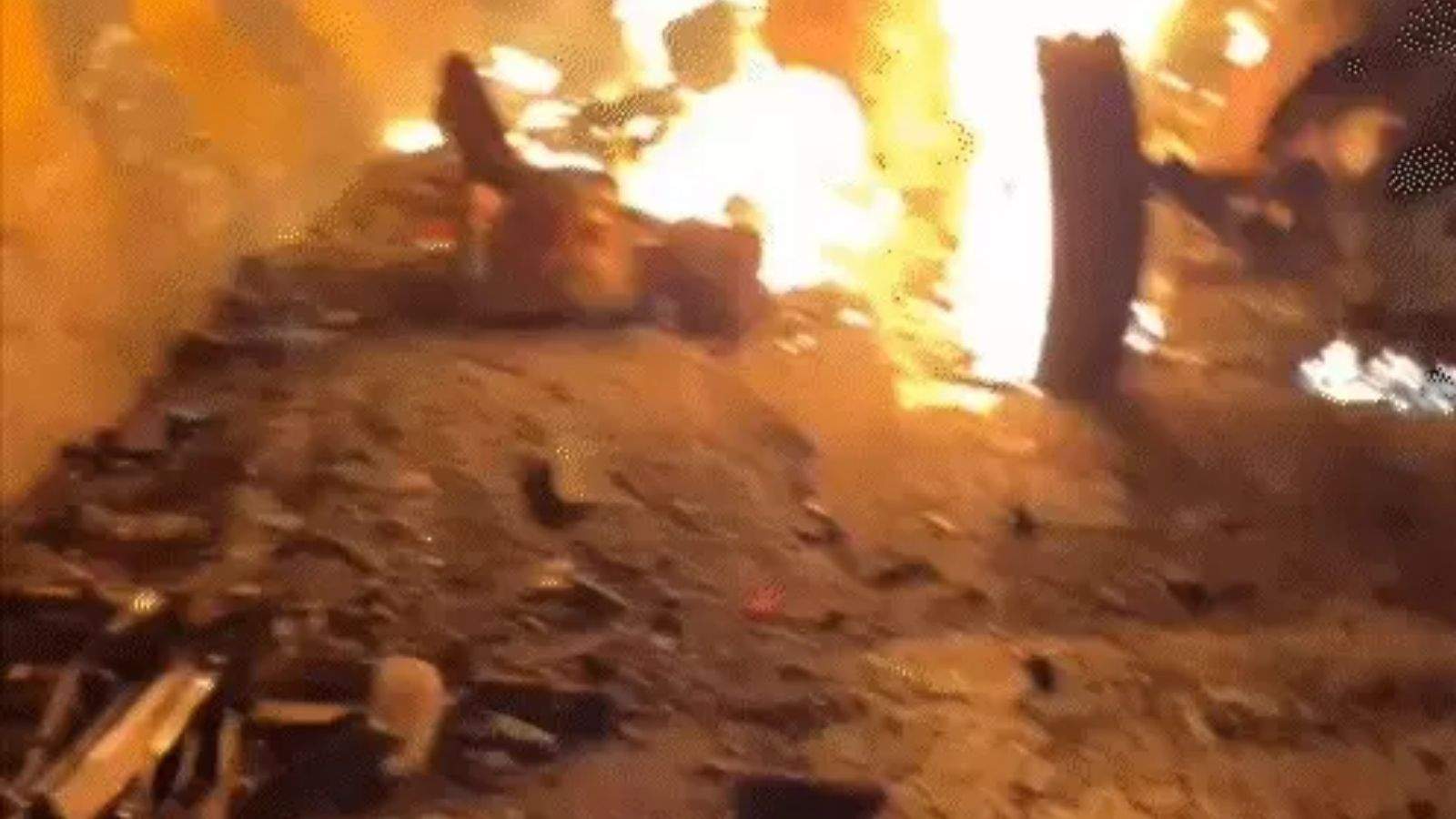 Bolero and car collide with truck-trailer in UP, 11 burnt to death in the accident