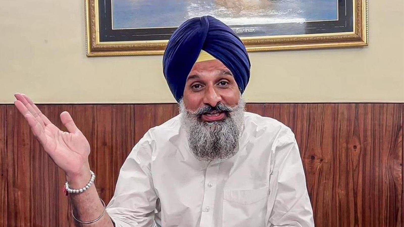 Majithia embroiled in allegations of securing accused's release from police station; High Court hearing today; LOC issued.