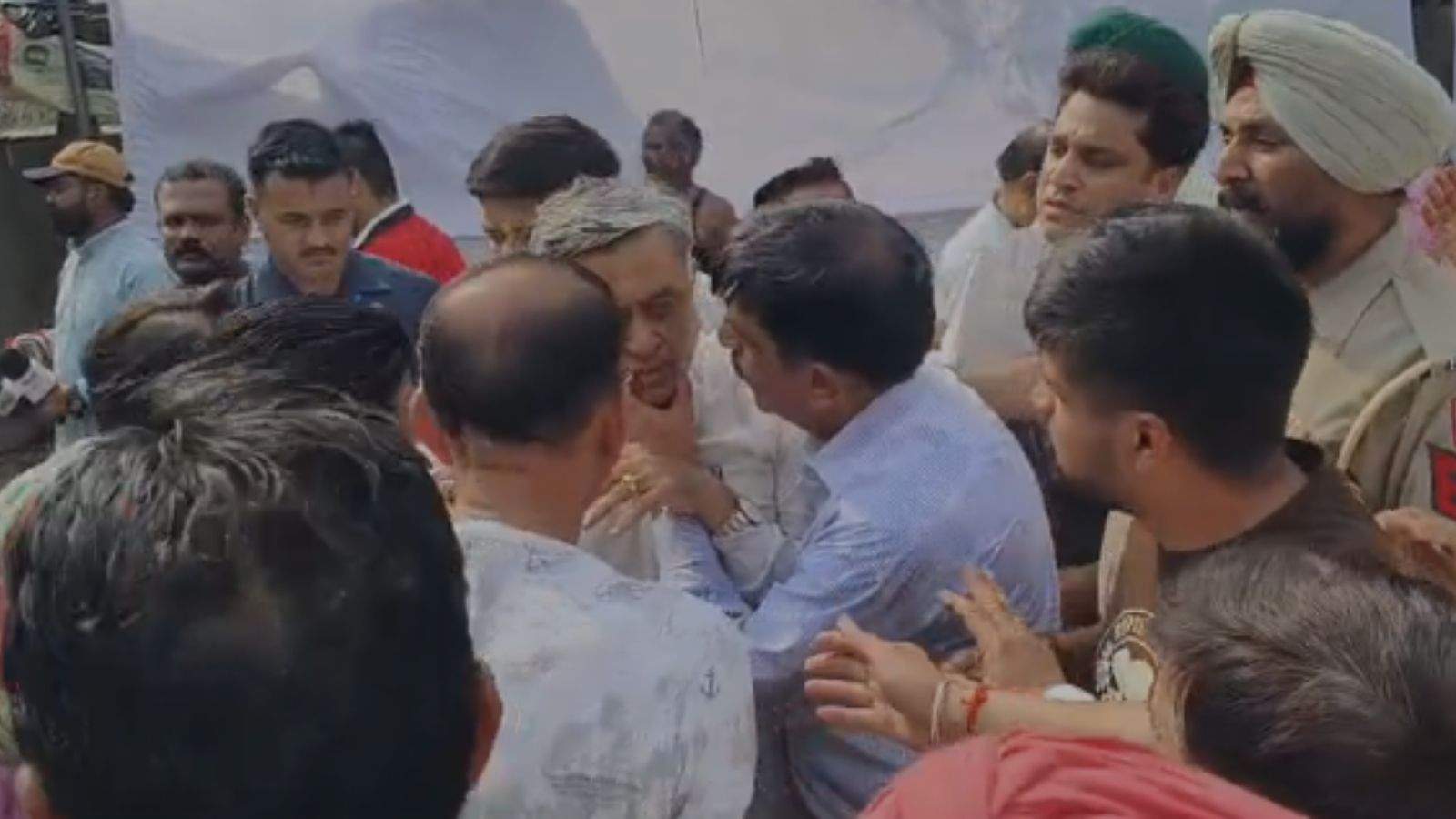 Manoranjan Kalia fell ill before the foundation-laying ceremony in Jalandhar and fainted on stage.