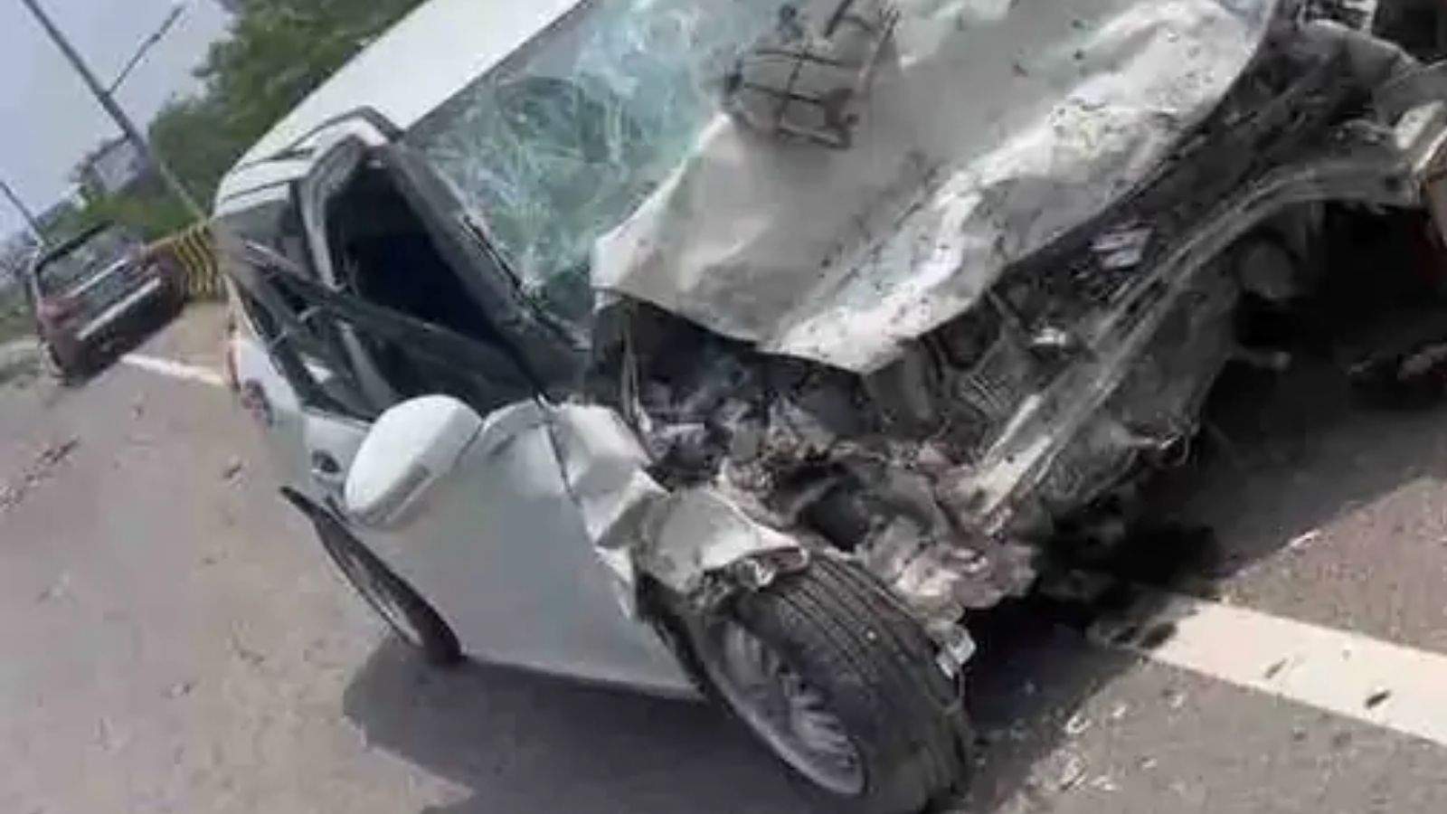 Tragic accident on Jalandhar-Amritsar Highway: Car coming from the wrong side collides; three members of the same family killed.