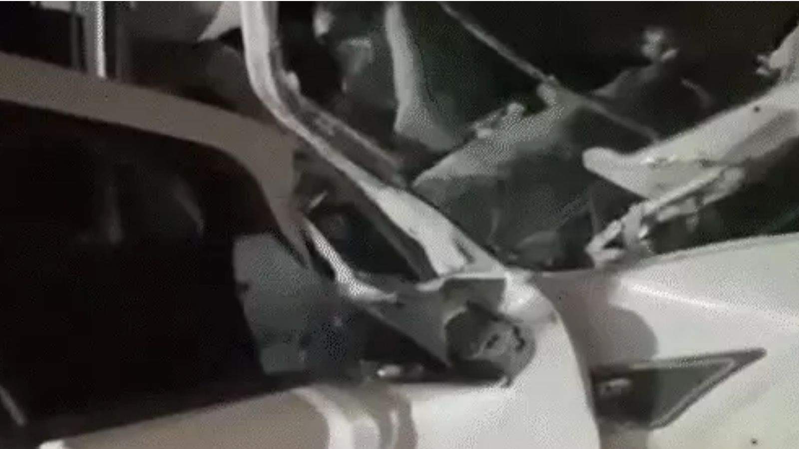 Horrific road accident in Balotra, Rajasthan; speeding Scorpio collides with a dumper; 5 dead.