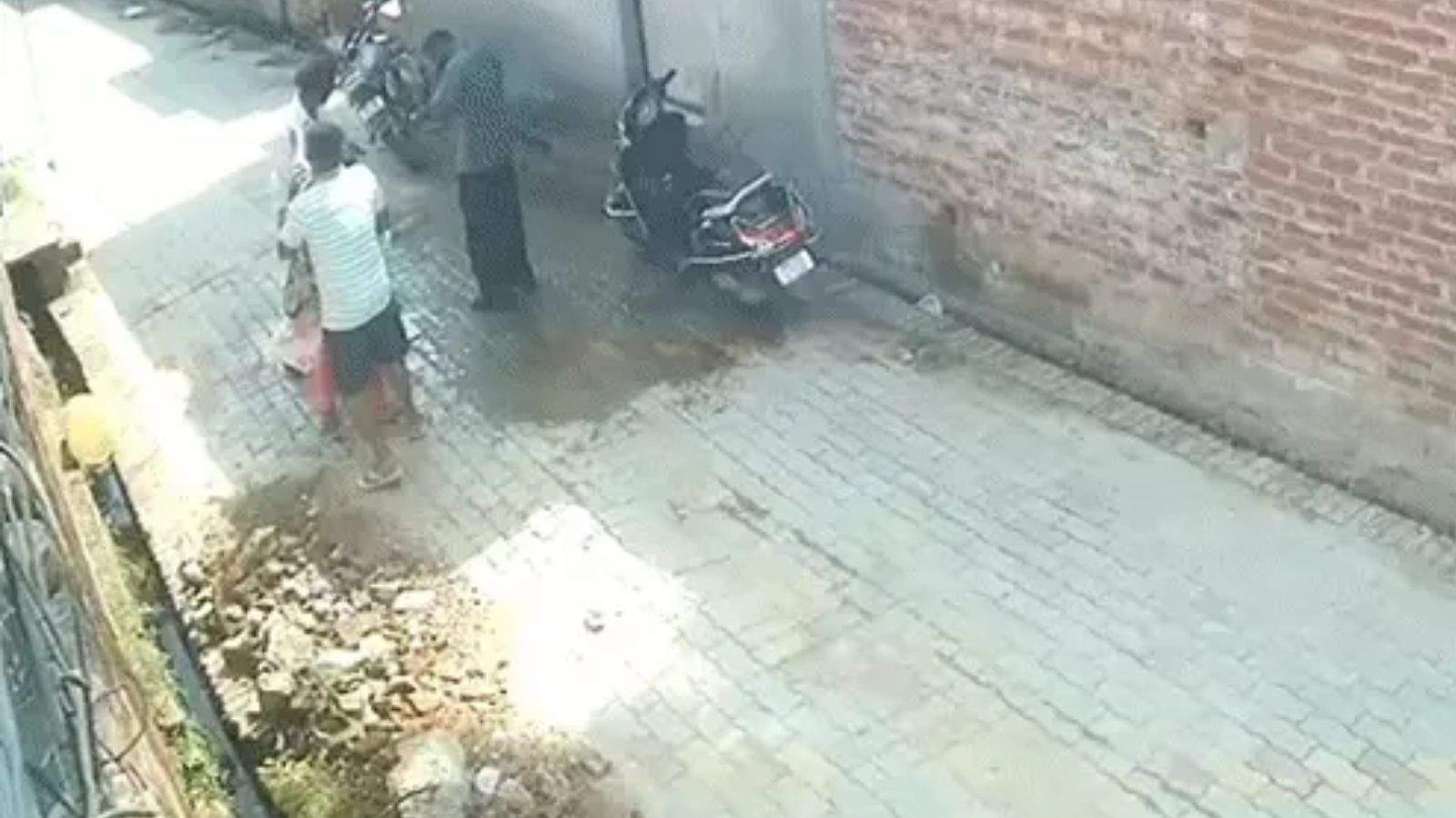 Horrific end to family ties in Tarn Taran: Brother-in-law burns sister's husband to death after dousing him with petrol; sister-in-law also dies while trying to intervene.